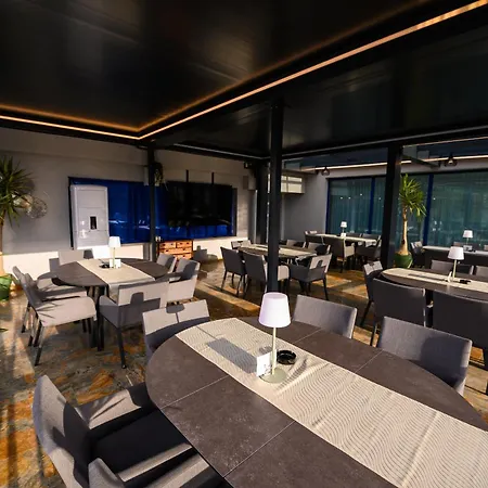 فندق Bulevard 4*