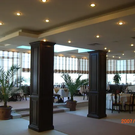 Bulevard 4* كونستانتا